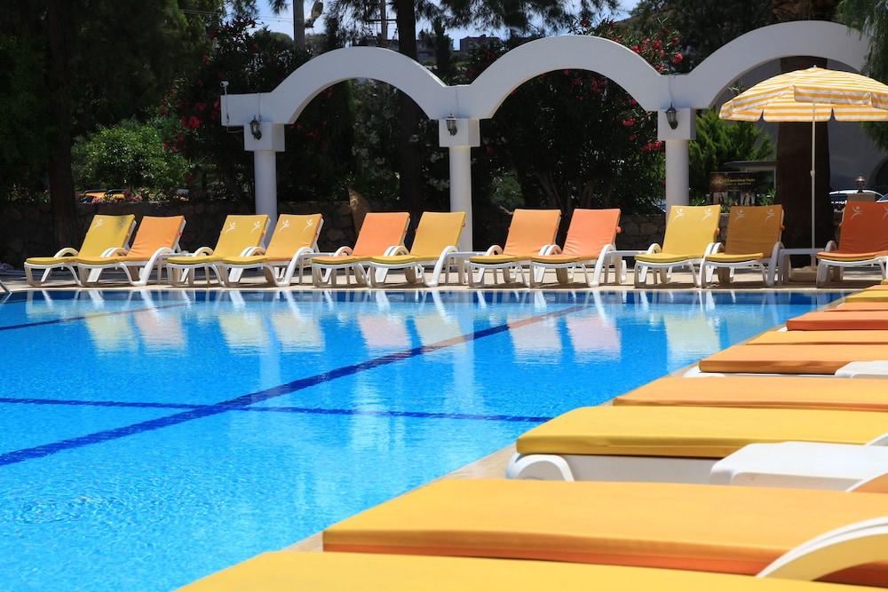 Natur Garden Hotel Bitez Ngoại thất bức ảnh
